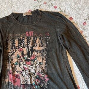 Vintage-Inspired Graphic Long Sleeve Tee with Pink Accent